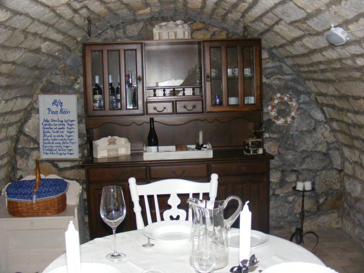Tokaj Hill Panorama Guesthouse Серенч Экстерьер фото